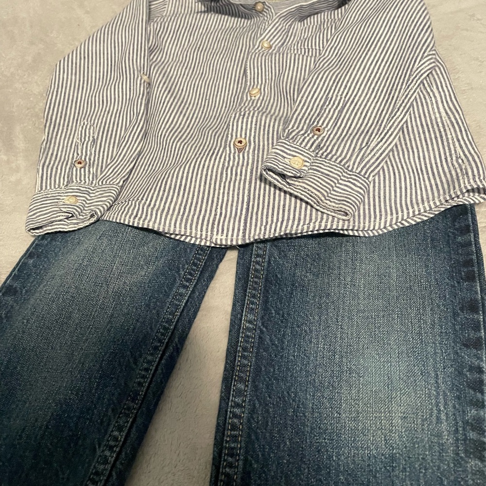 Blue Relaxed Fit Jeans with Natural Fading 2 piece Zara boys chambray shirt.